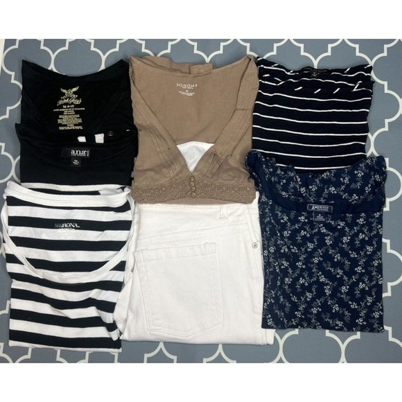 Women's Clothing Bundle: White Jeans & Assorted Tops - Size M/S/P - Picture 1 of 16